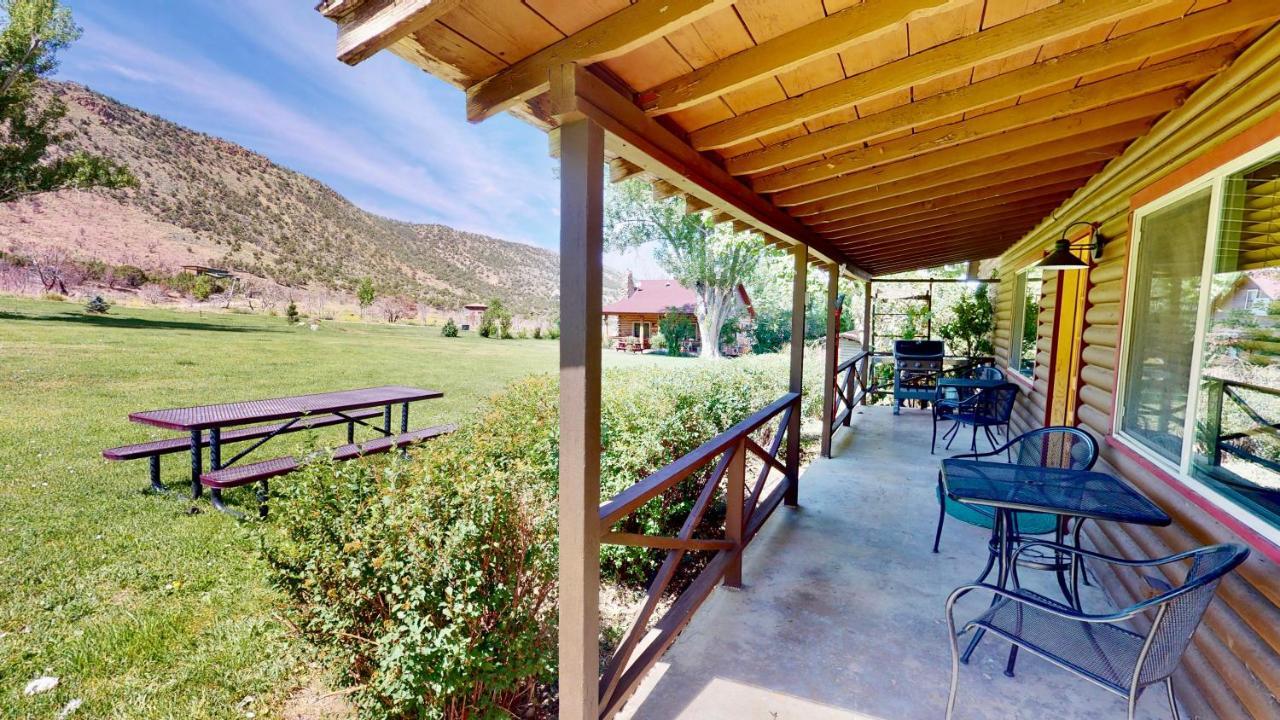 Pack Creek ~ Farm House Моаб Экстерьер фото